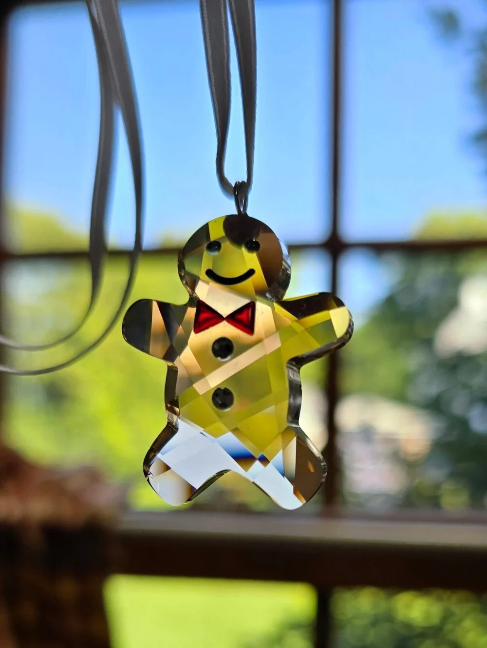 NWOT Swarovski Twinkling Gingerbread Man Ornament